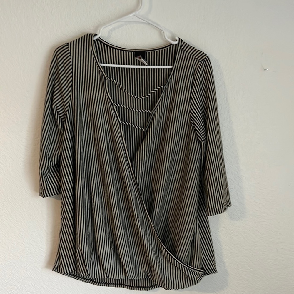 3/4 sleeve striped top stretchy